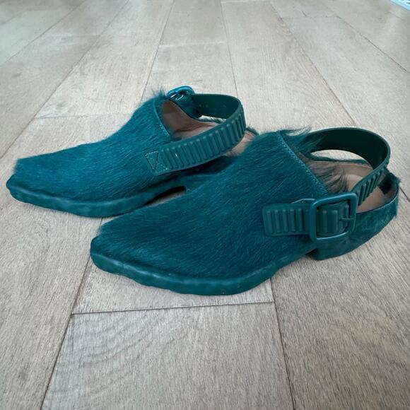 CamperLab Venga Mules Sz 38 Unisex Green Long Calf Hair Leather Clogs Slingbacks - Picture 5 of 15